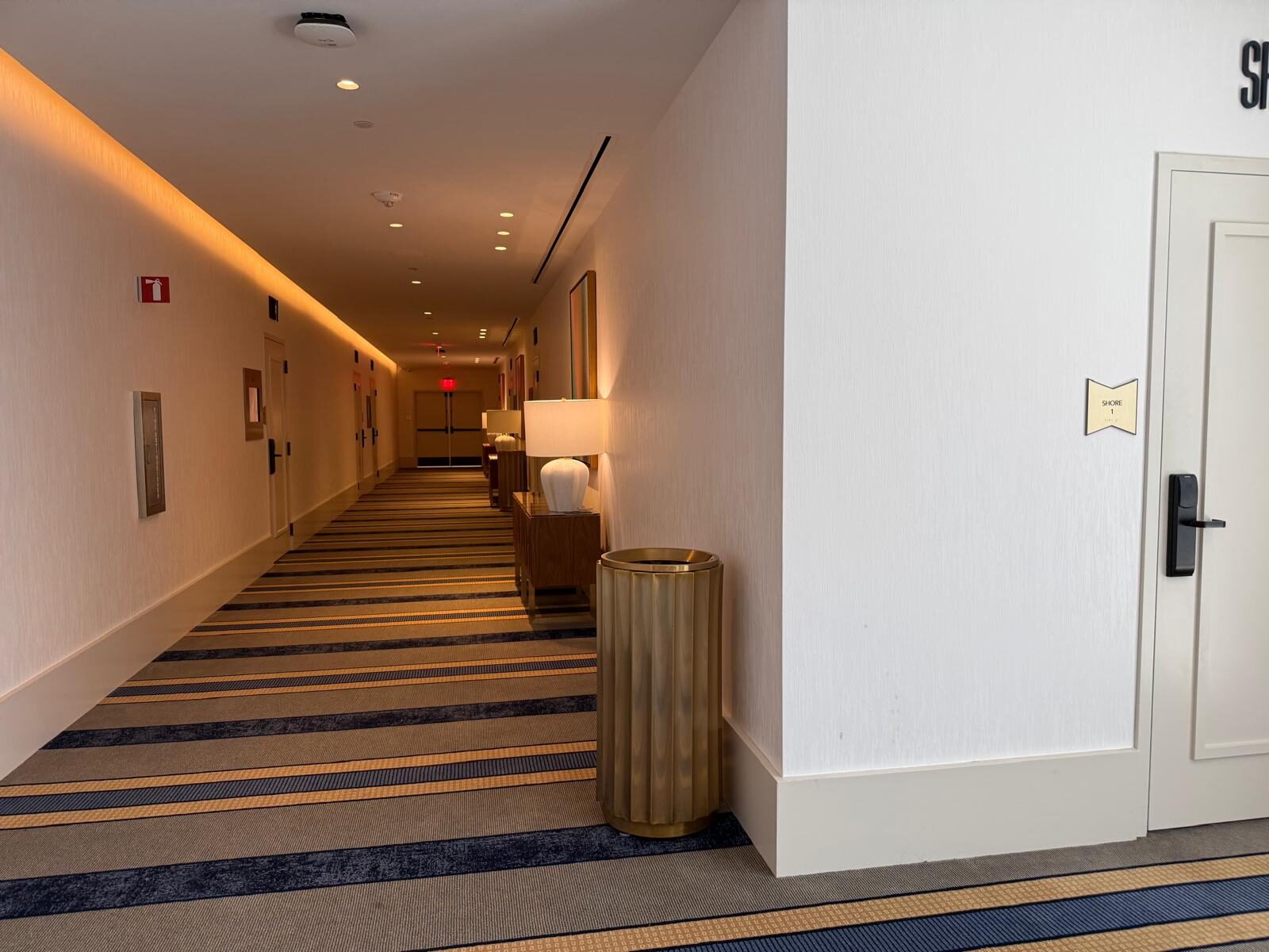 Corridor approach to the Shore room